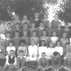 Old Scholars - 1963 Grade IV Class