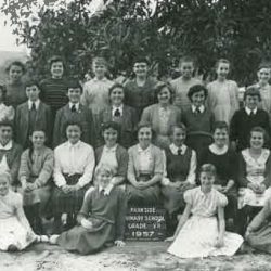 Old Scholars - 1957 Grade VII Class