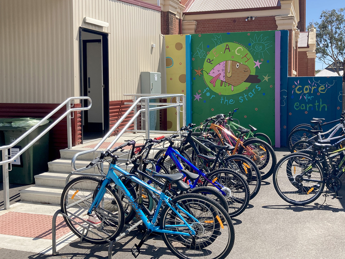 Toilet Block and Mural